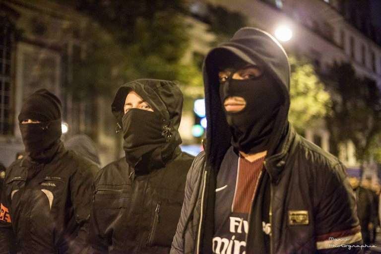 Manif sauvage, les policiers s’offrent la traversée de Paris