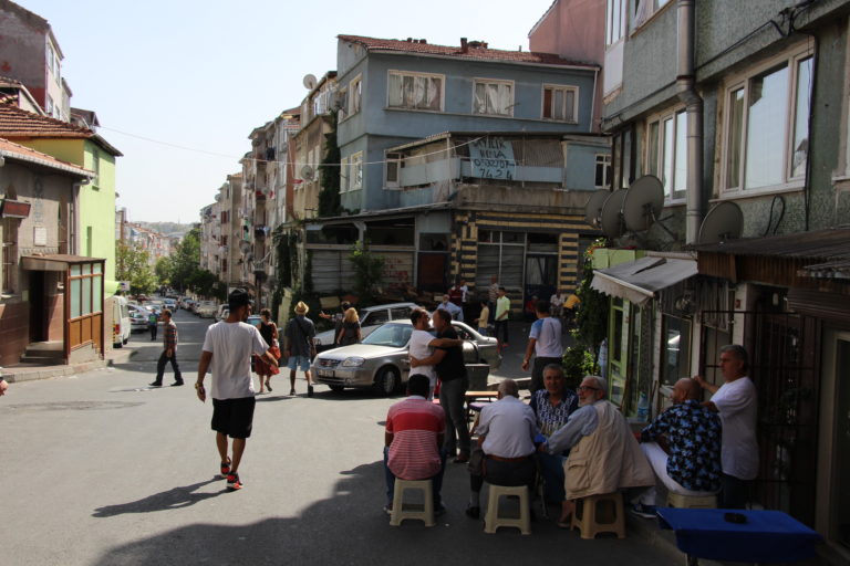 A Istanbul, le flow contre la destruction des quartiers populaires