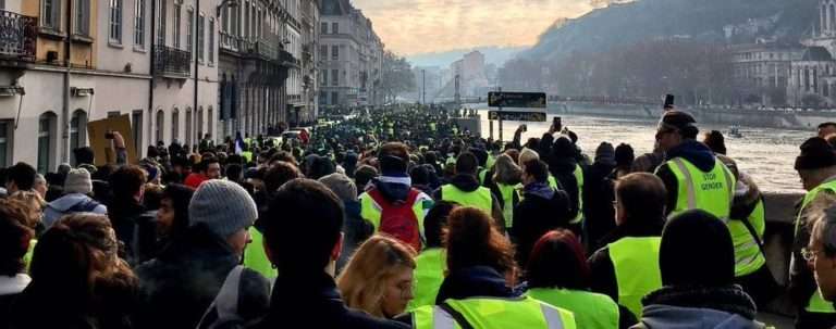 Acte X : les Gilets Jaunes prêt·e·s pour une course de fond contre Macron