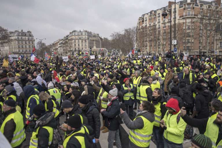 Gilets Jaunes : le retour du spectre de la révolution ?