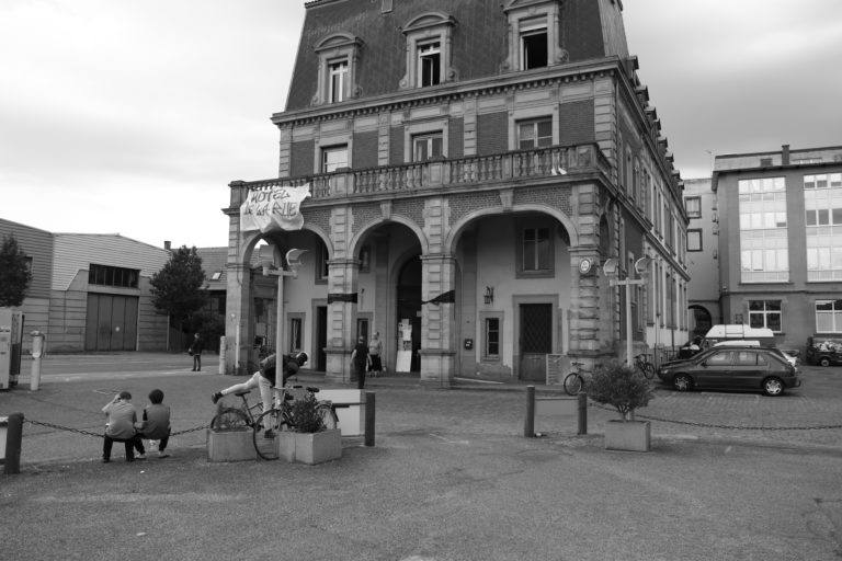 À Strasbourg, le squat "l'Hôtel de la rue"