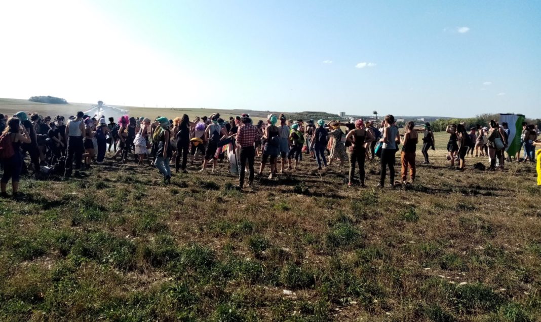 À Bure, lors de la marche féministe et antinucléaire du 21 septembre 2019. Photographie : Julie Maréchal