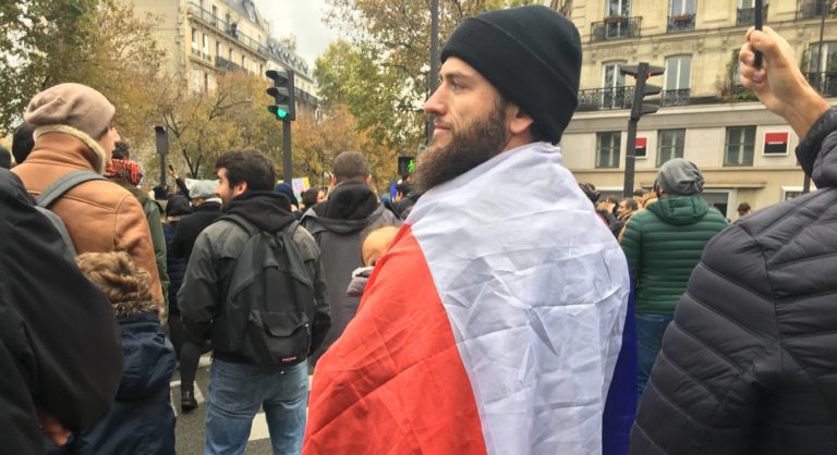 À Paris, contre l’islamophobie : “on veut juste vivre en paix”