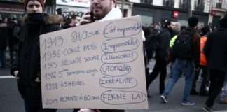 À la manifestation du 17 décembre à Paris contre le projet de réforme des retraites. Photographie : Pierre-Olivier Chaput pour Radio Parleur.
