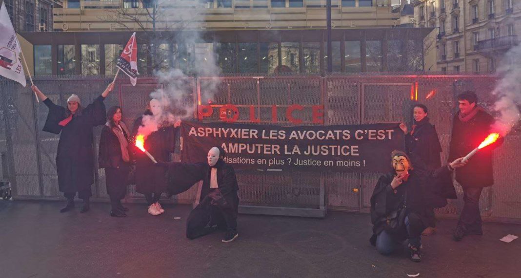 Retraites grève avocats