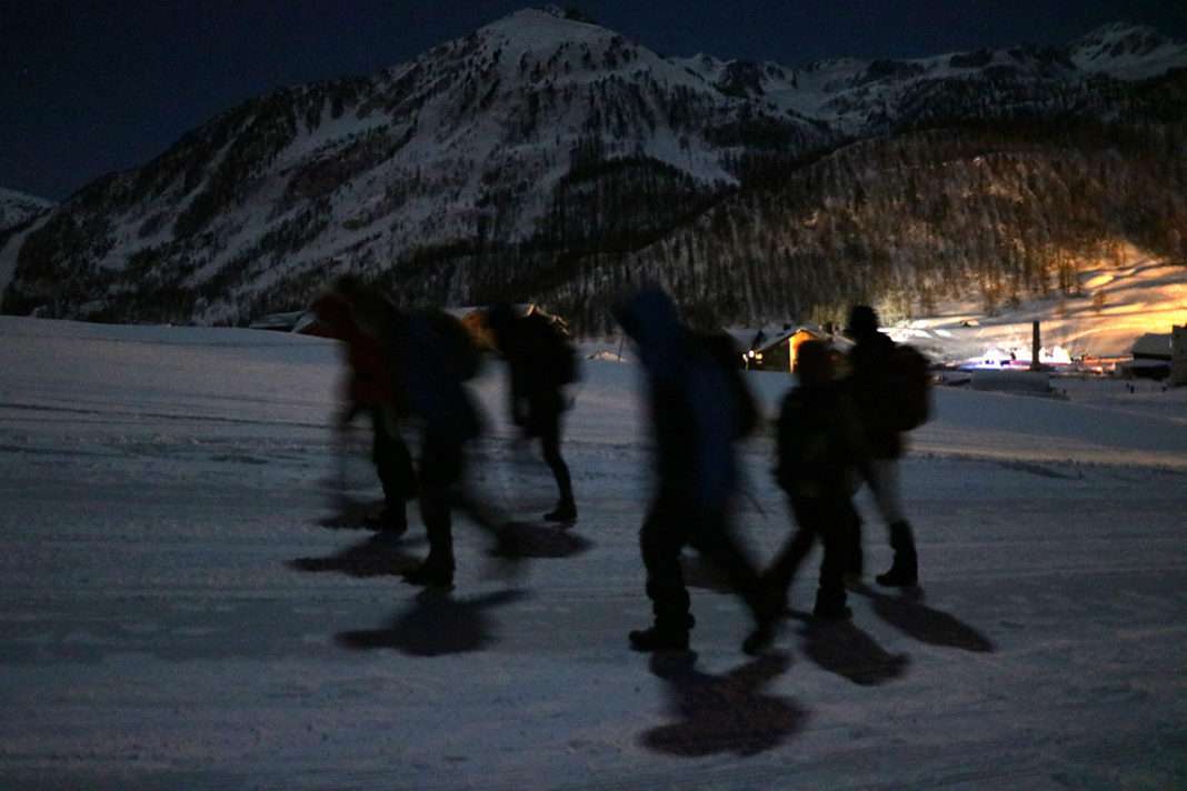 groupe de maraudeurs Montgenèvre alpes migrants 7 mars - Photo La Cimade