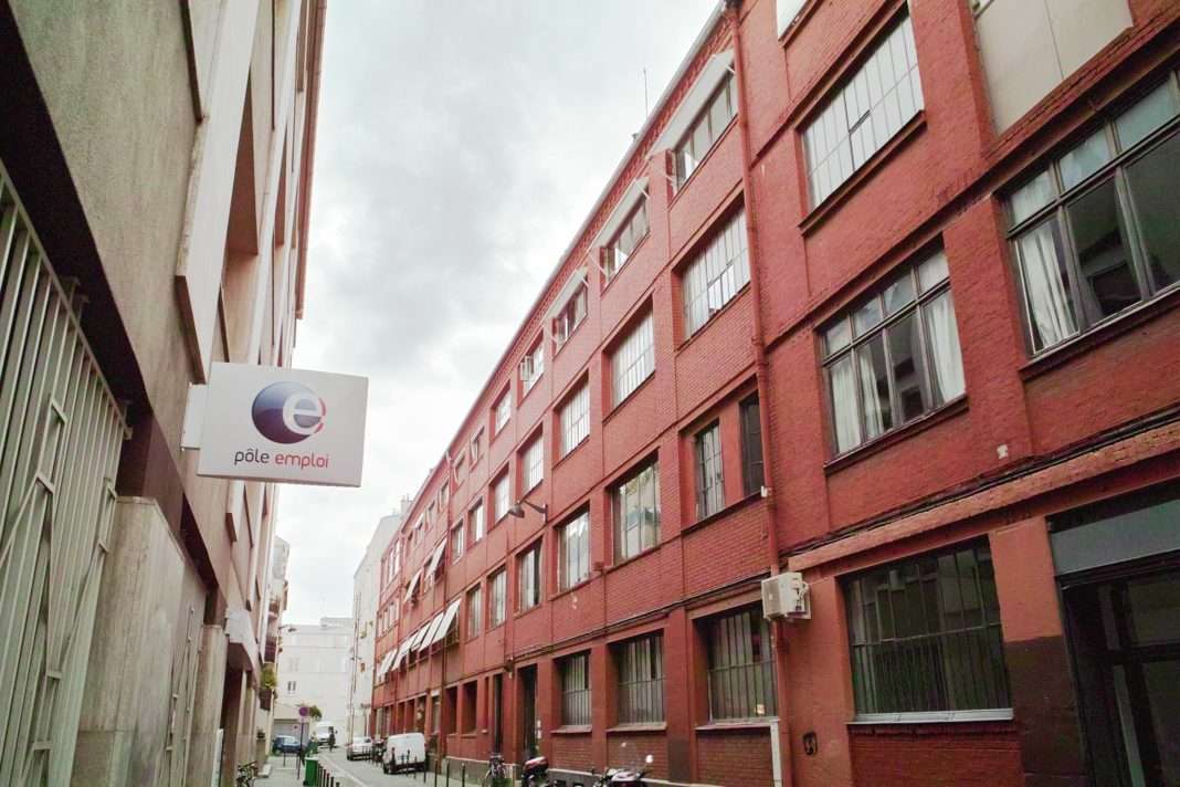 Une agence Pôle Emploi dans le XI ème arrondissement de Paris. Photographie : alainalele sous licence créative commons