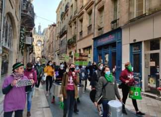 Manifestation pour la journée internationale pour l'avortement à Bordeaux le 28 septembre 2019. Photographie : Justine Mascarilla pour Radio Parleur.