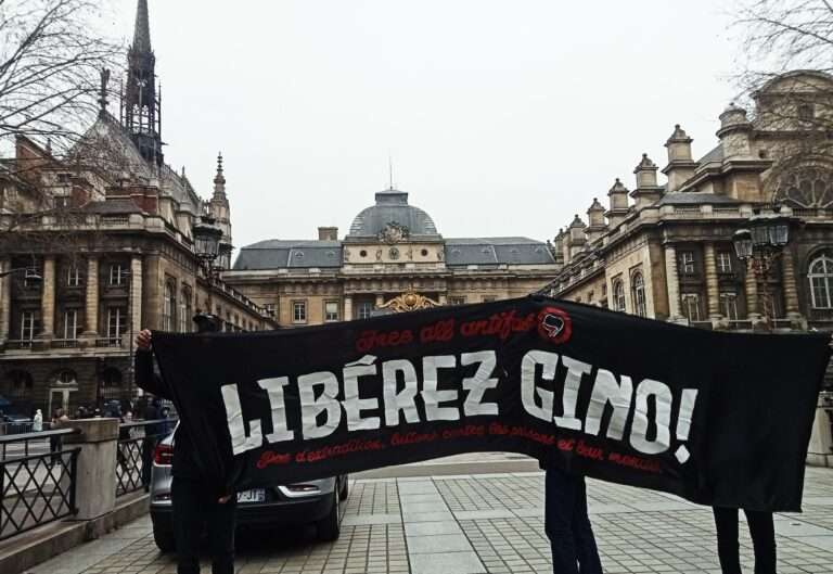 Rassemblement pour Gino le 12 février, devant le palais de Justice.