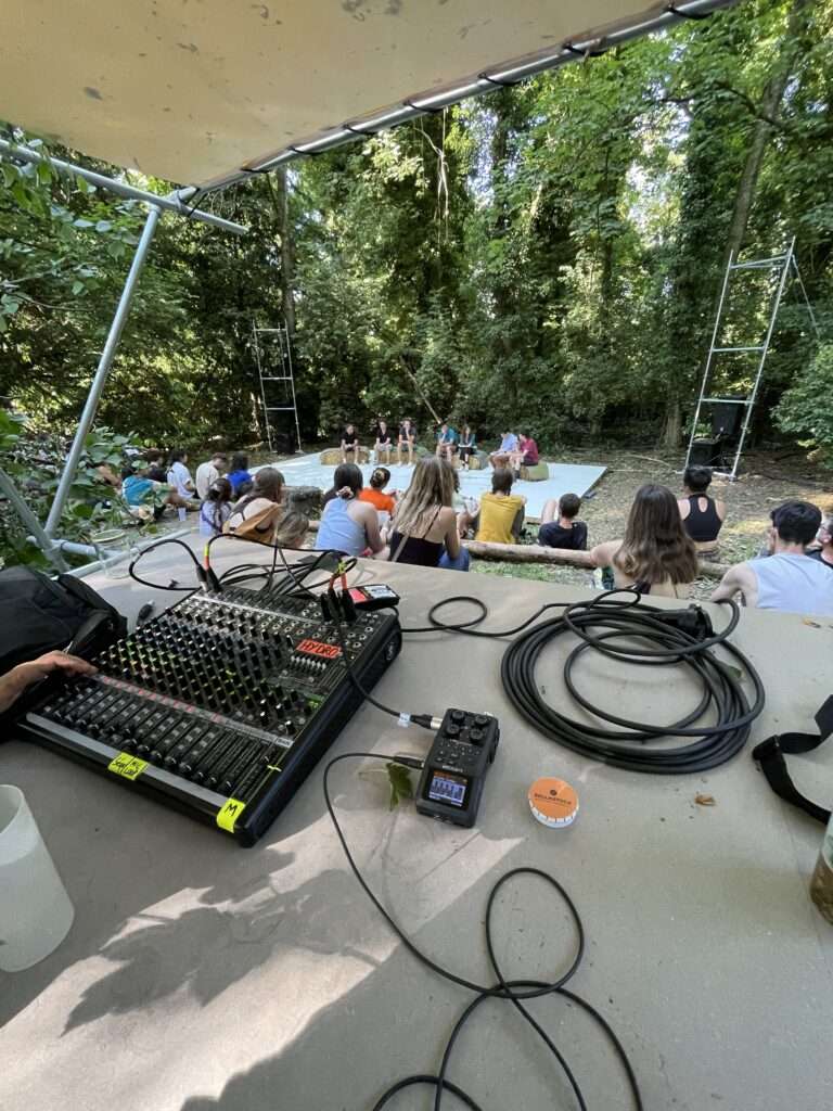 Radio Parleur recherche sa·son réalisateur·ice sonore